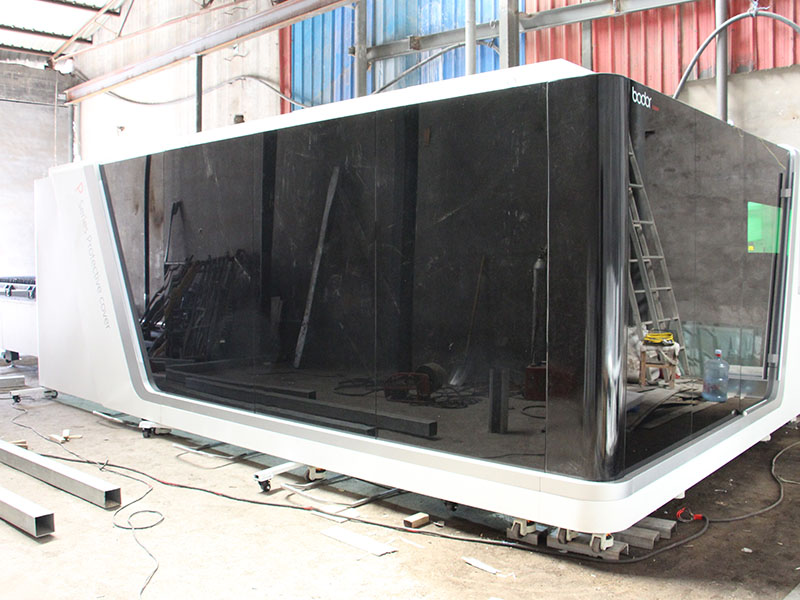  山東激光切割加工廠工程設(shè)備展示