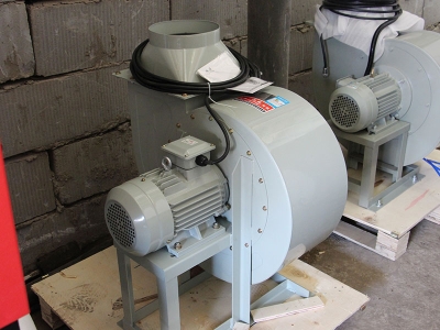 山東激光切割加工廠(chǎng)家設(shè)備展示