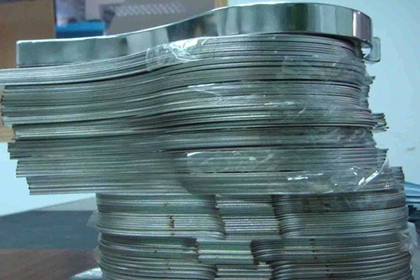 使用激光切割加工機(jī)時要注意這些技巧