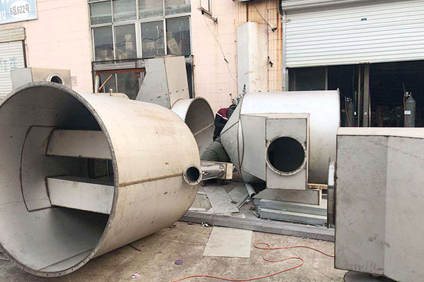 濟南不銹鋼加工是否具備不安全因素