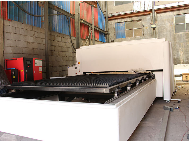 山東激光切割機(jī)器的日常清理非常重要